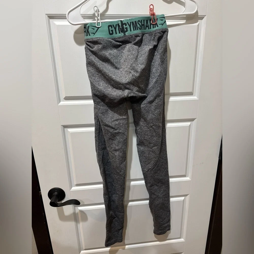 Gymshark Women's Gray Leggings | Workout| Gym | Athleisure|